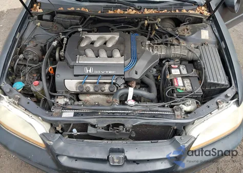 1998 Honda Accord Ex V6 из США, поврежденный, VIN 1HGCG1659WA010550